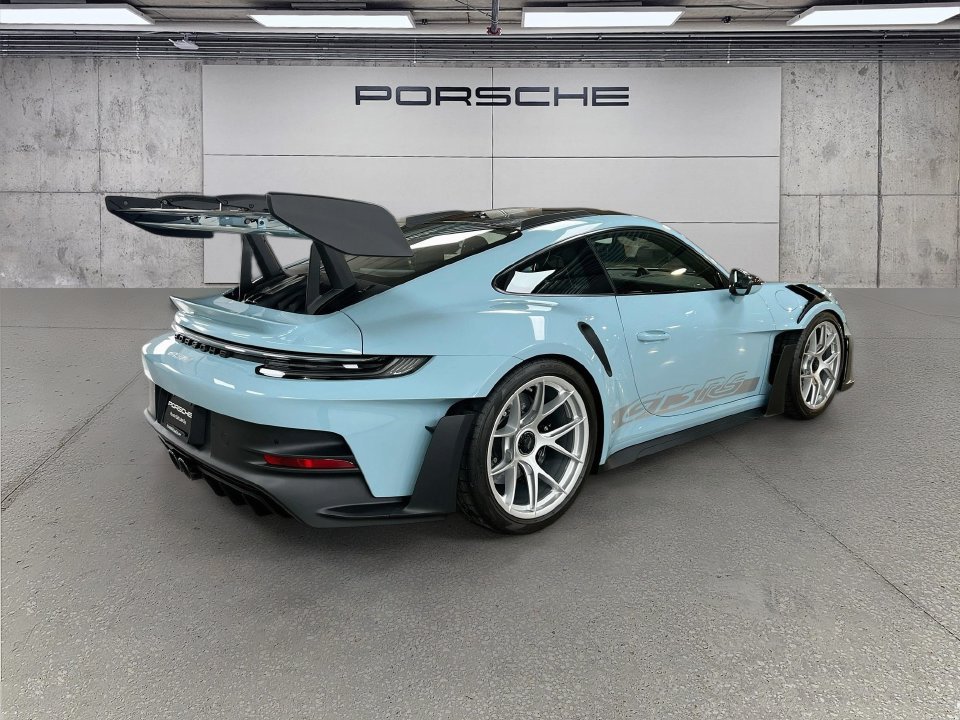 Certified 2025 Porsche 911 GT3 RS RWD image 9