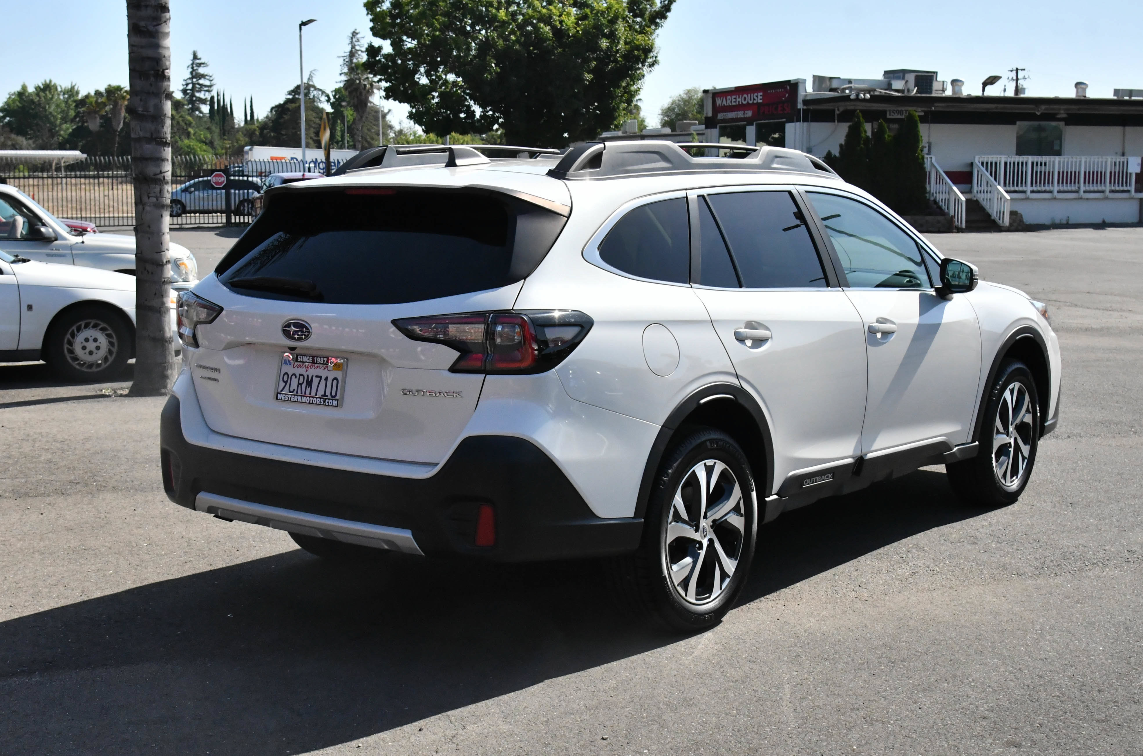 Used 2022 Subaru Outback Limited AWD/4WD image 8