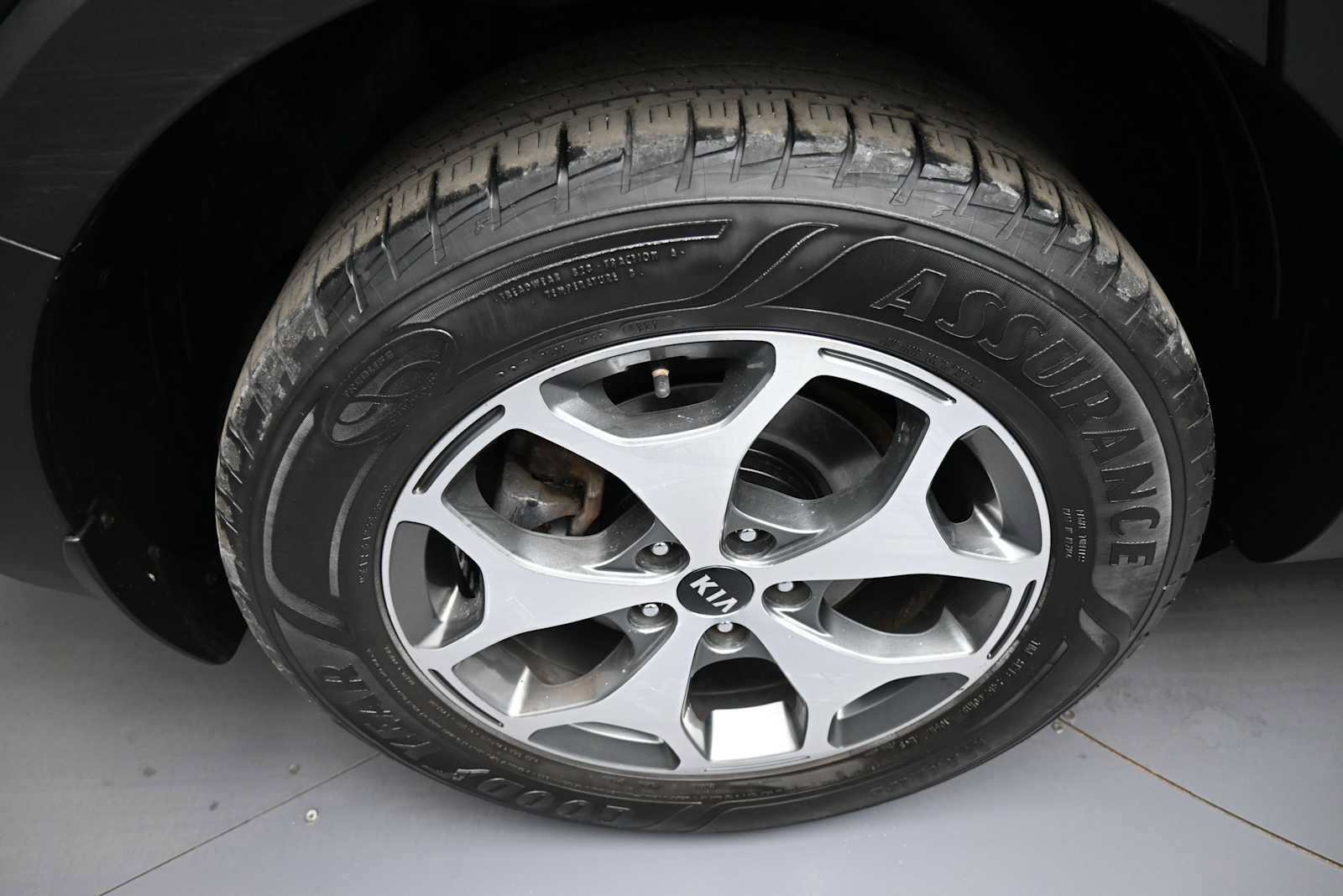 Used 2020 Kia Telluride EX AWD/4WD image 11