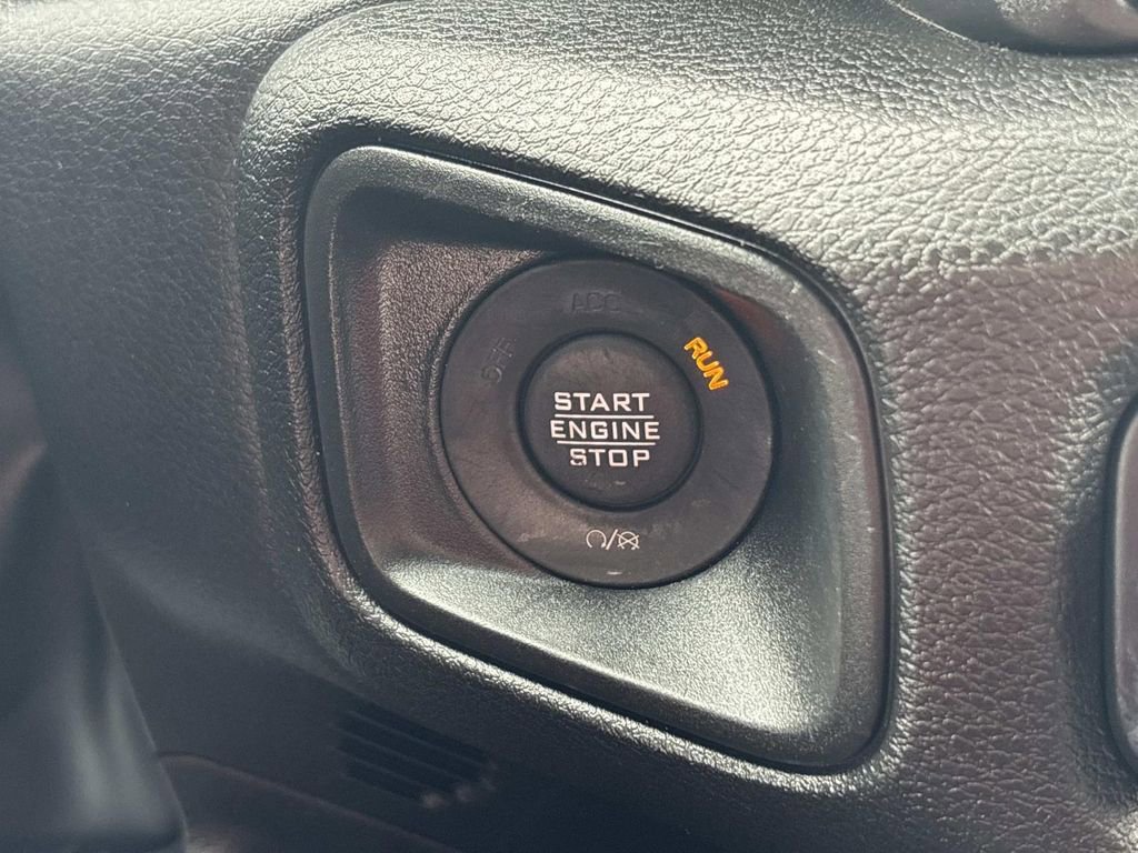 Used 2024 Jeep Wrangler Sport image 23