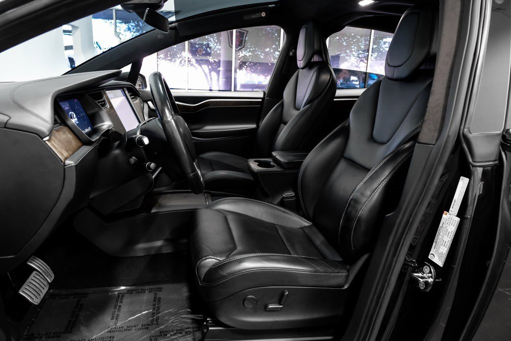 Used 2018 Tesla Model X P100D image 4