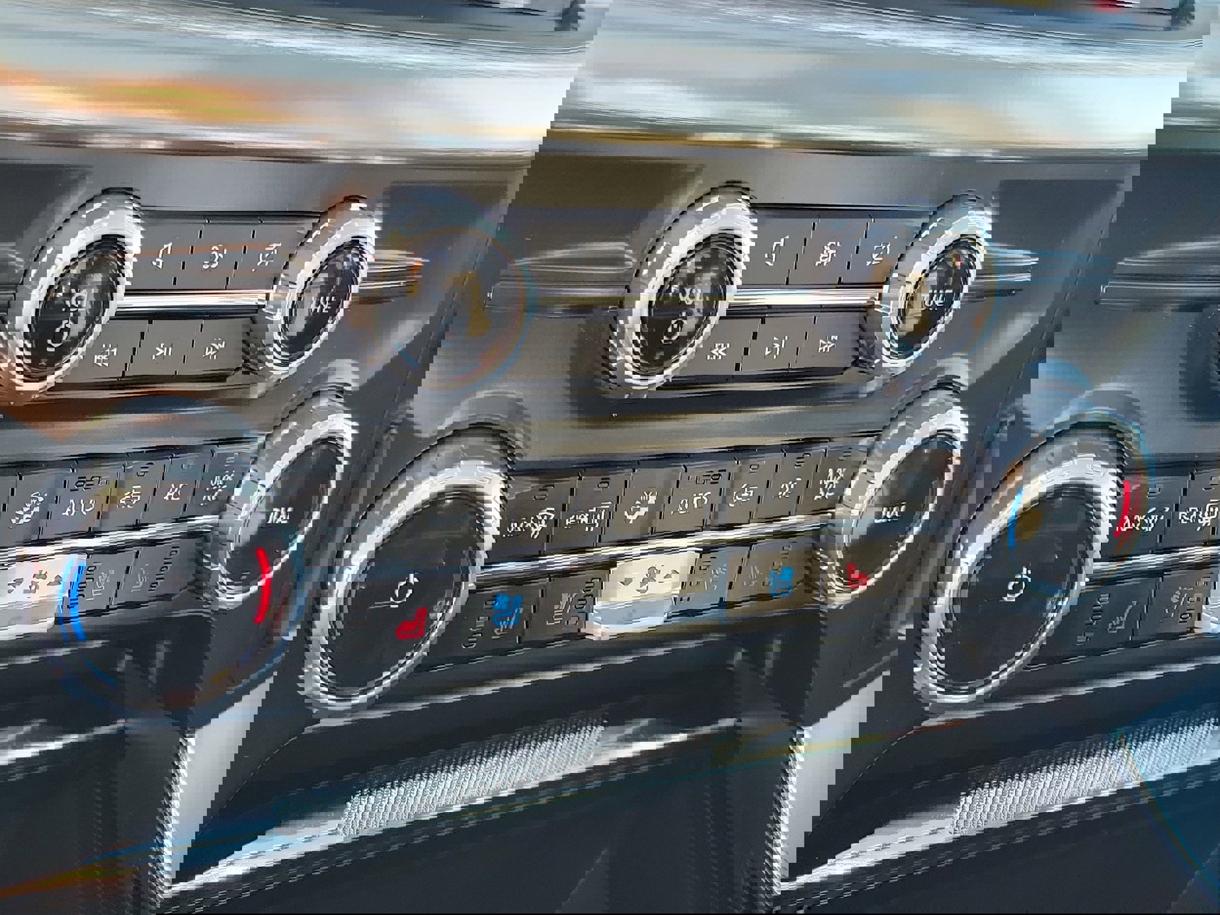 Used 2023 Ford F150 Lariat w/ Bed Utility Package AWD/4WD image 31