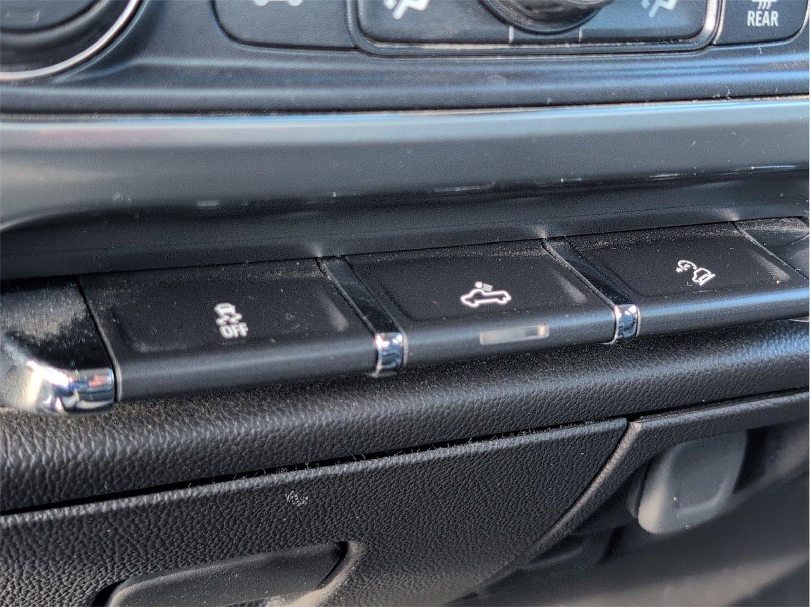 Used 2017 Chevrolet Silverado 1500 LT w/ All Star Edition image 24