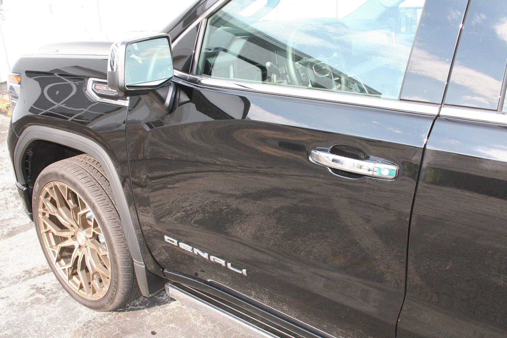 Used 2024 GMC Sierra 1500 Denali w/ Denali Reserve Package image 21