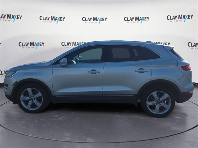 Used 2017 Lincoln MKC Premiere image 2