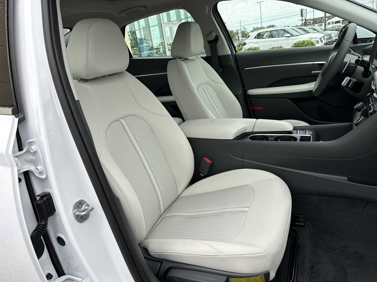 New 2026 Hyundai Sonata SEL FWD image 25