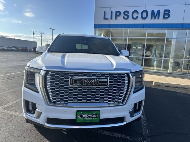 Used 2023 GMC Yukon Denali image 3