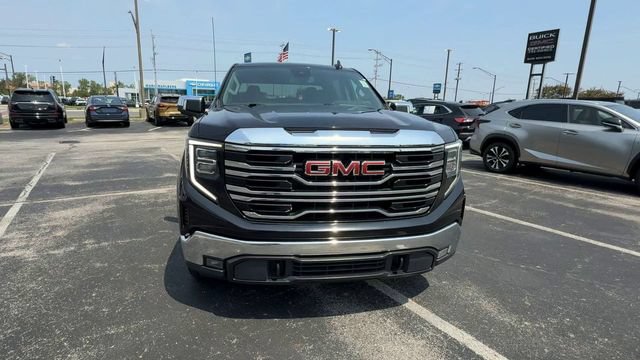 Used 2022 GMC Sierra 1500 SLT w/ Max Trailering Package AWD/4WD image 3