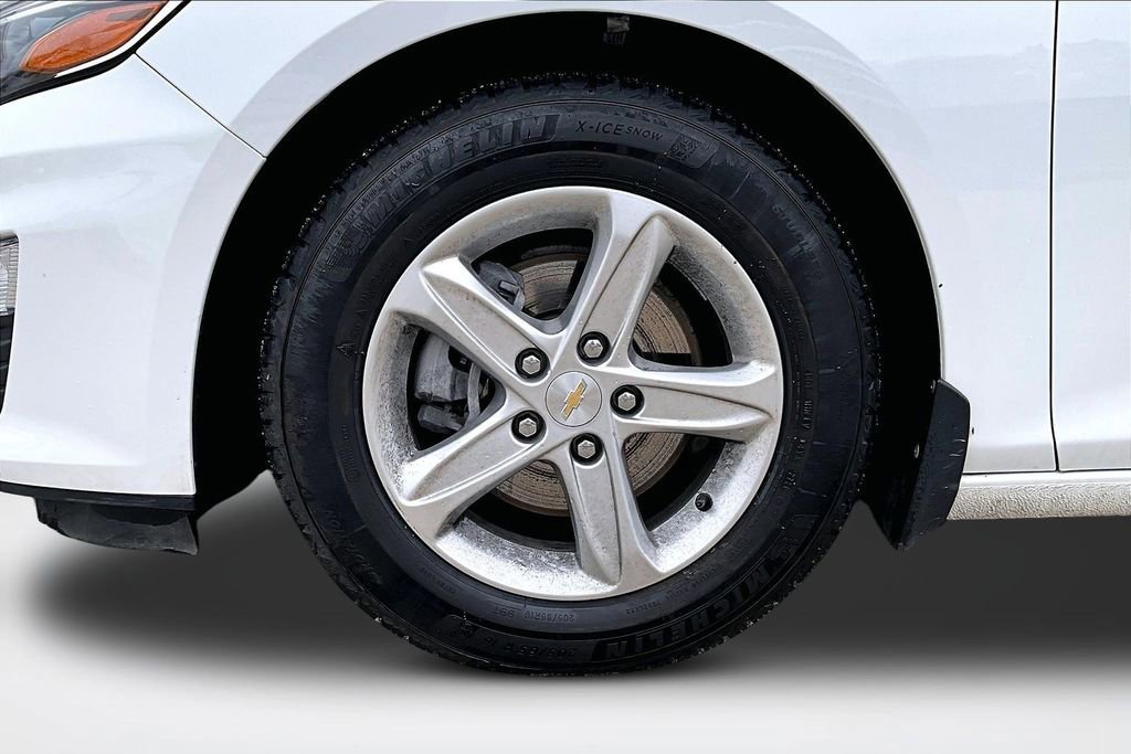 Used 2022 Chevrolet Malibu LS FWD image 28