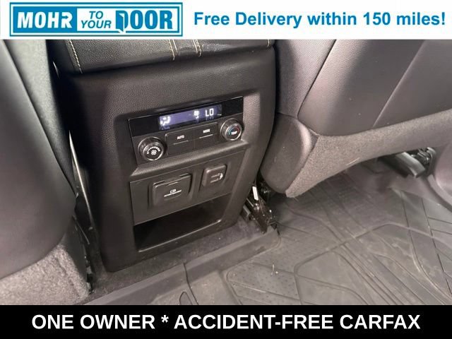 Used 2023 Chevrolet Traverse LT w/ LT Premium Package AWD/4WD image 43