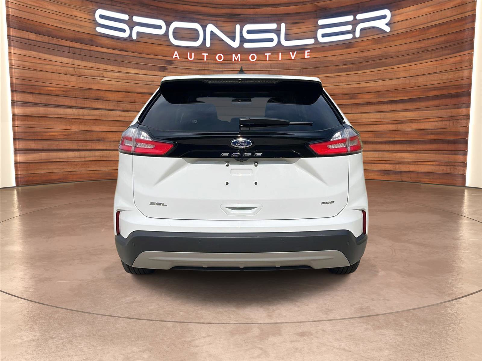 Used 2023 Ford Edge SEL w/ Convenience Package AWD/4WD image 6