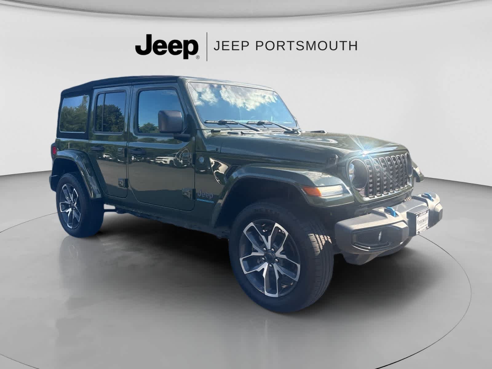 Used 2024 Jeep Wrangler Unlimited w/ Convenience Group