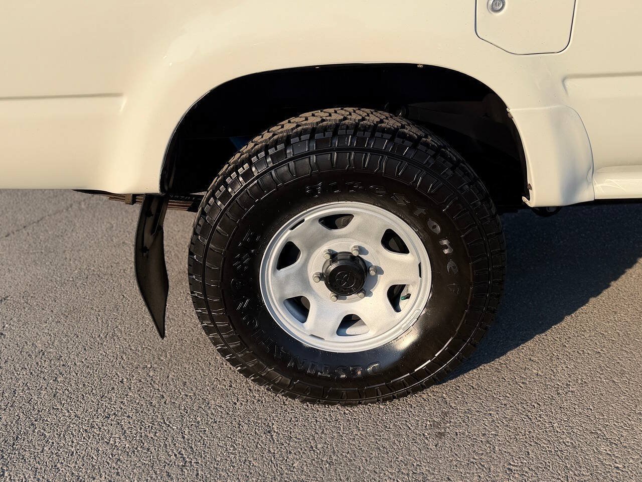 Used 1992 Toyota Pickup Deluxe AWD/4WD image 89
