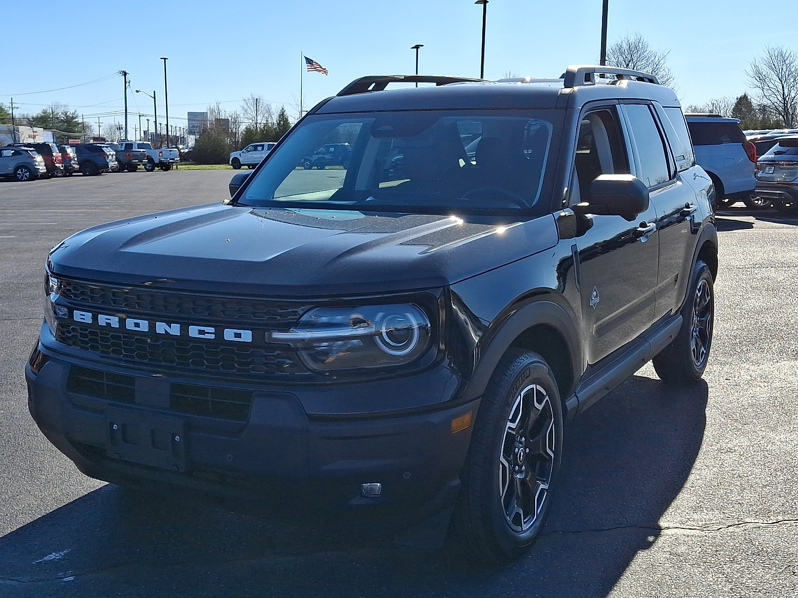 Used 2025 Ford Bronco Sport Outer Banks w/ Outer Banks Tech Package+ image 3
