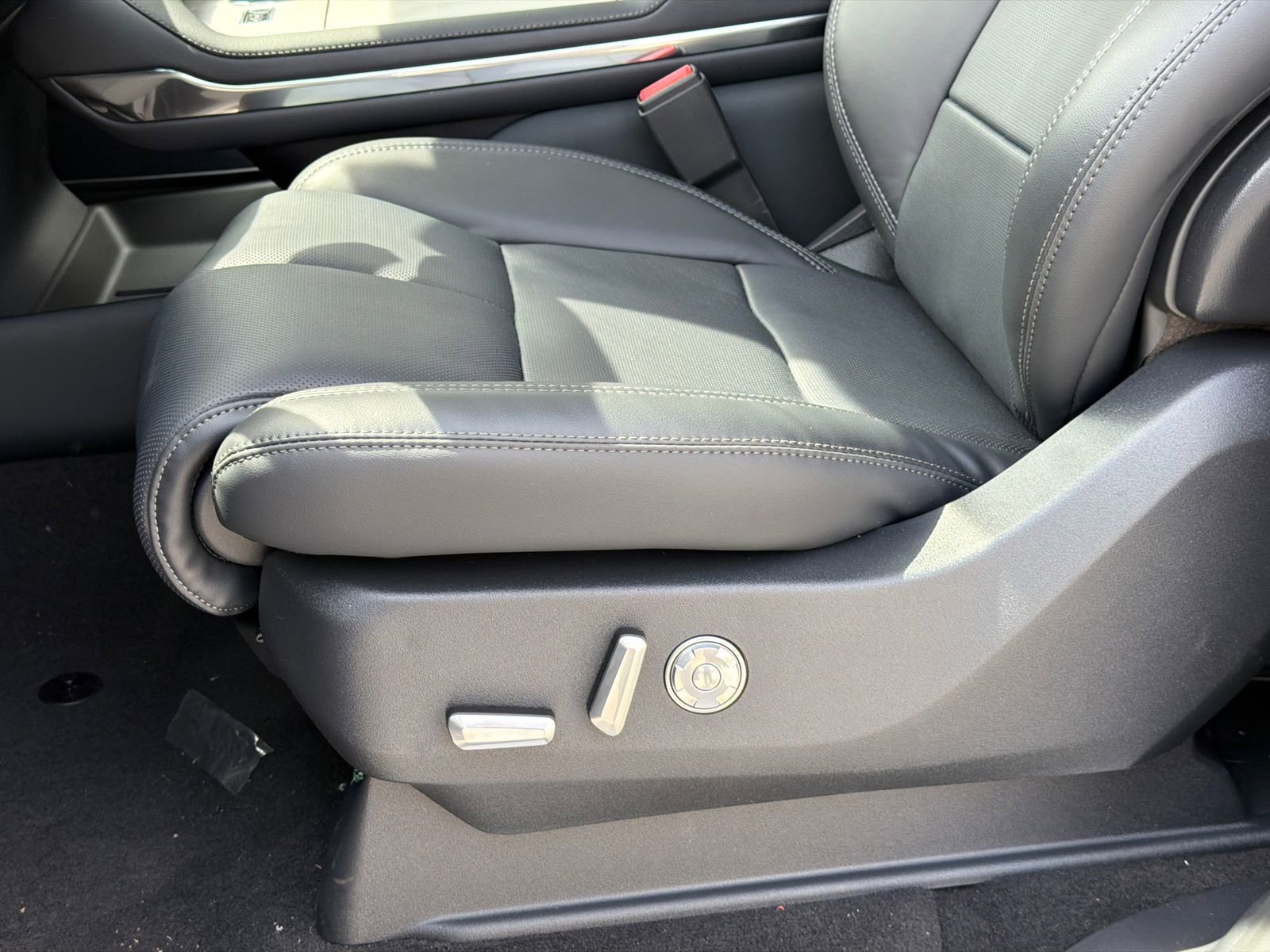 New 2026 Lincoln Navigator L Reserve image 17