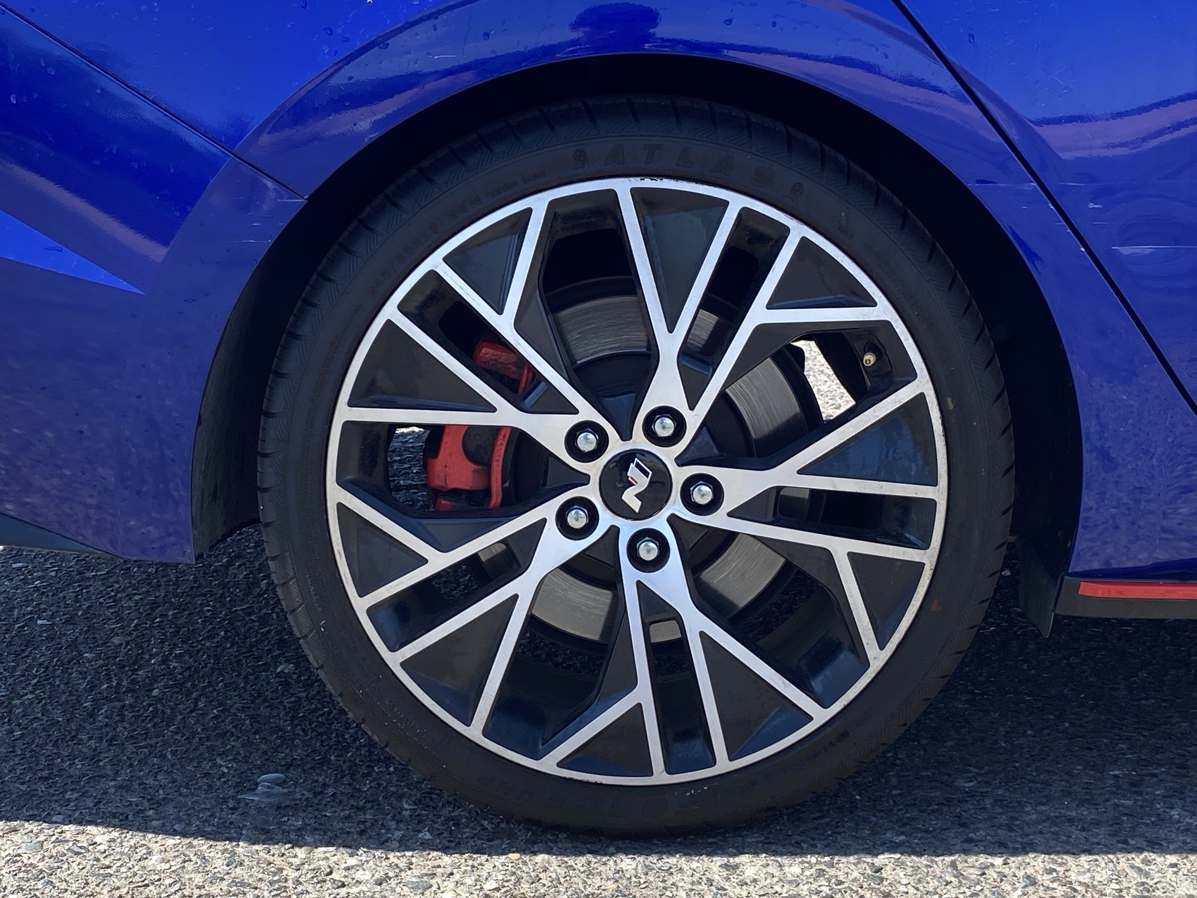 Used 2022 Hyundai Elantra N FWD image 10