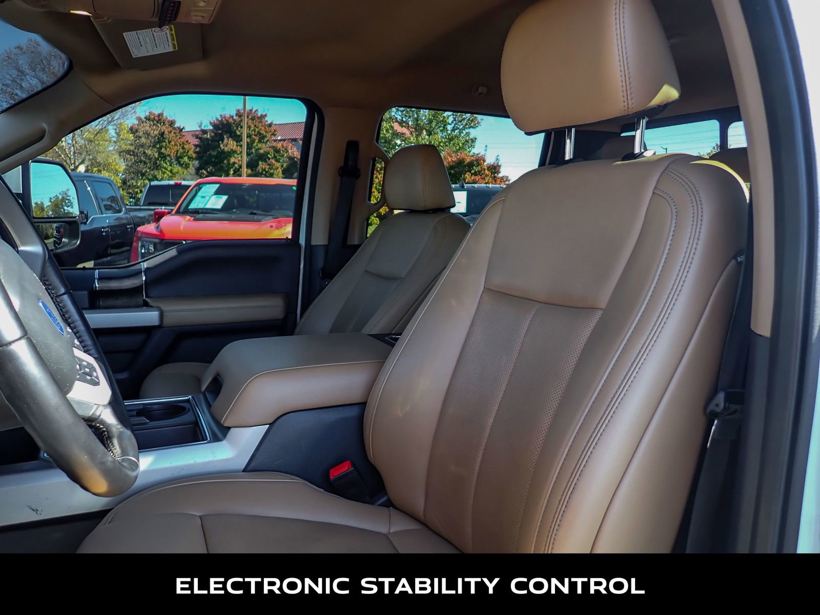 Used 2022 Ford F350 Lariat w/ Lariat Ultimate Package image 13