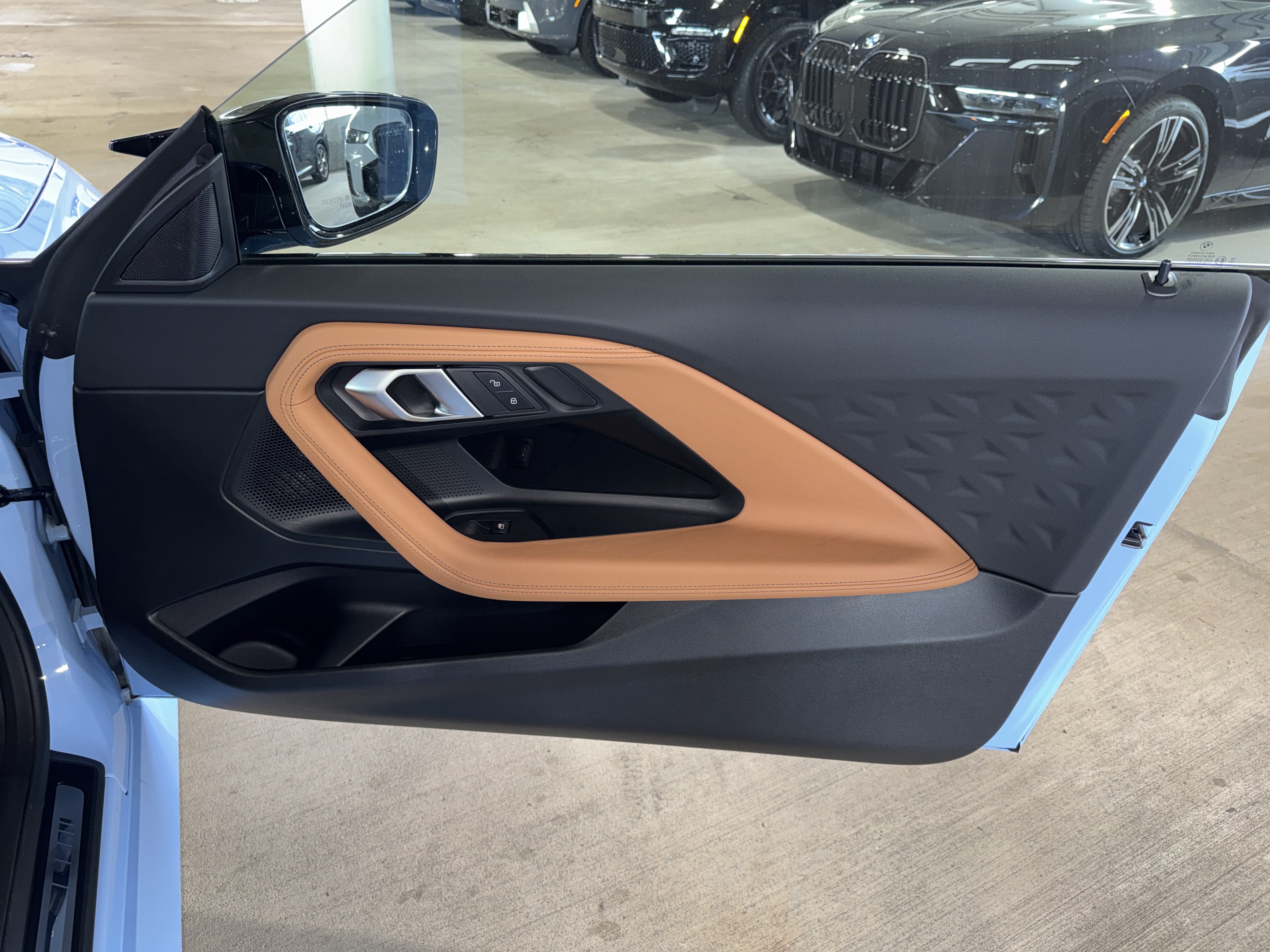 Used 2025 BMW M240i Coupe RWD image 9