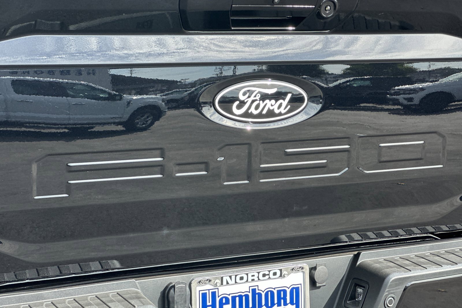 New 2025 Ford F150 XLT w/ Equipment Group 302A MID image 26