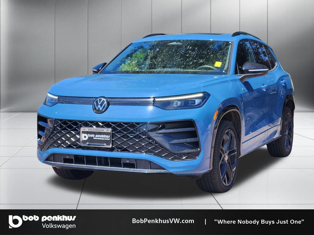 Used 2025 Volkswagen Tiguan SE R-Line AWD/4WD image 23