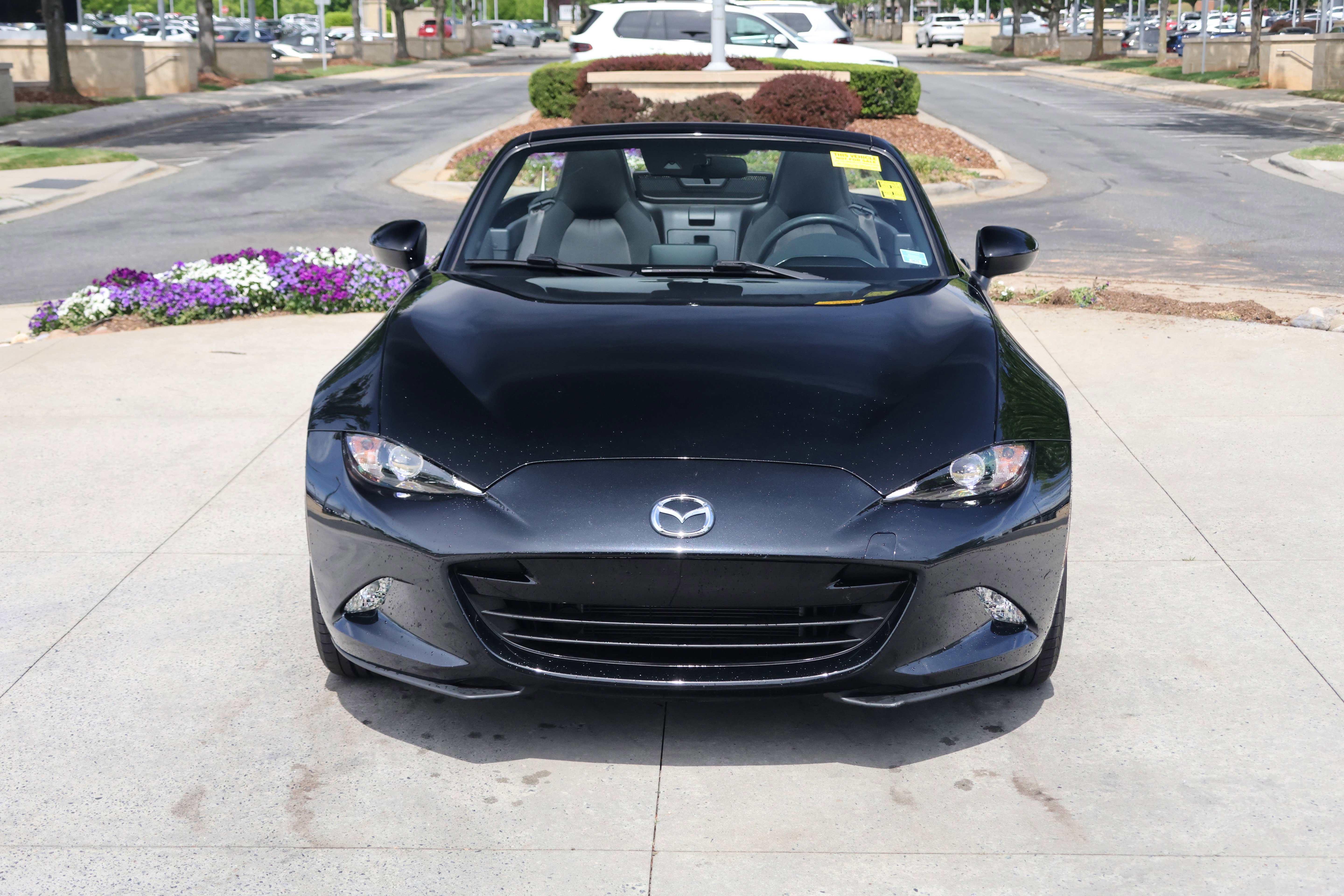 Used 2023 MAZDA MX-5 Miata Sport image 3