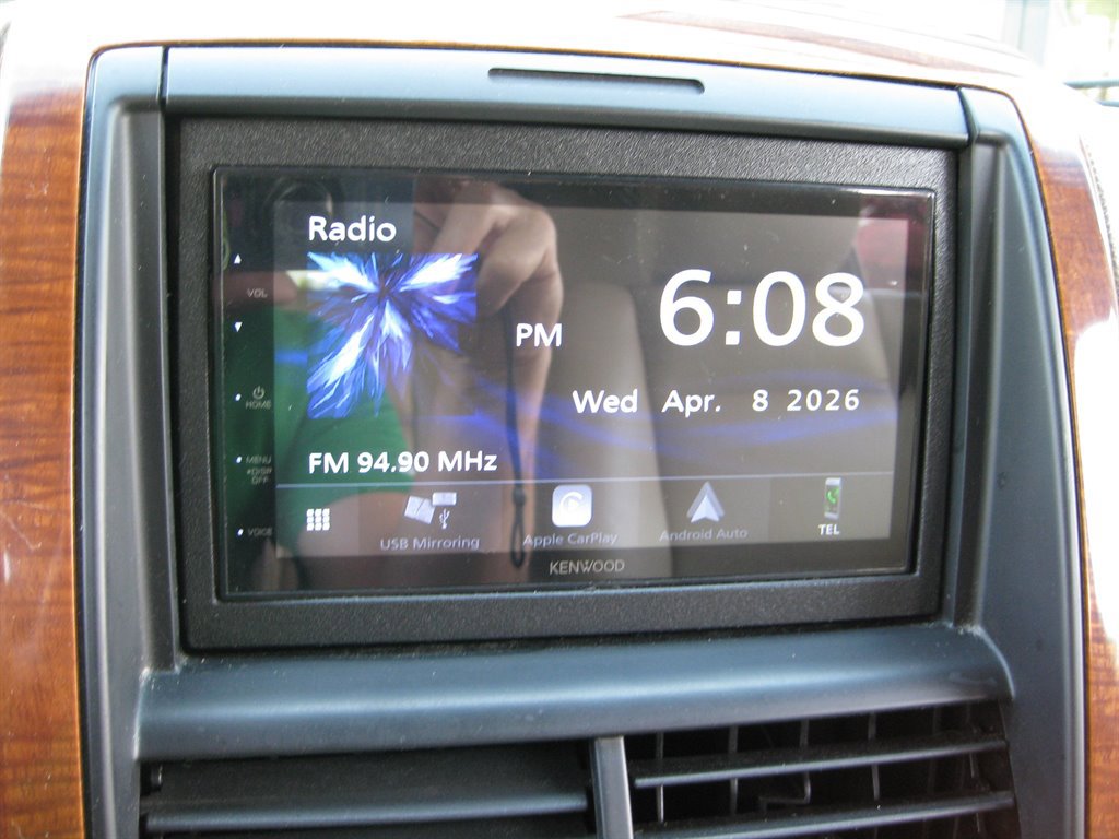 Used 2010 Ford Explorer Eddie Bauer AWD/4WD image 18