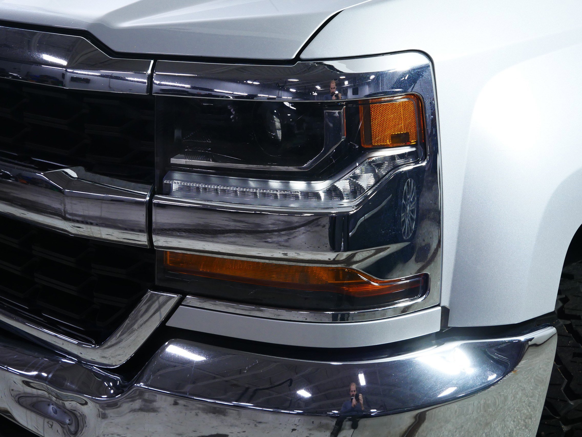 Used 2018 Chevrolet Silverado 1500 LT image 16