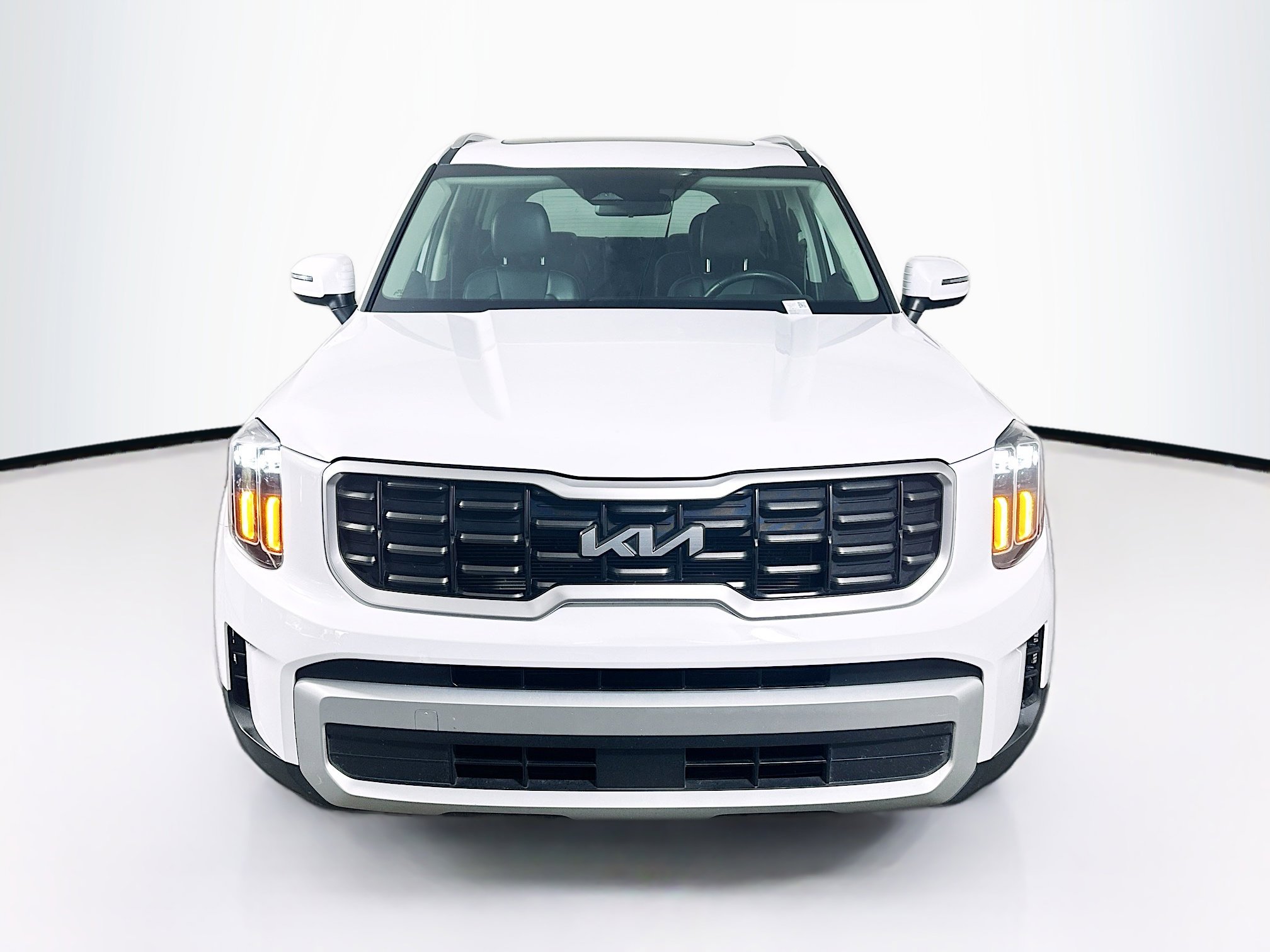 Used 2025 Kia Telluride S image 2