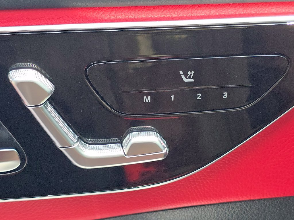 Certified 2026 Mercedes-Benz C 300 4MATIC Sedan image 7