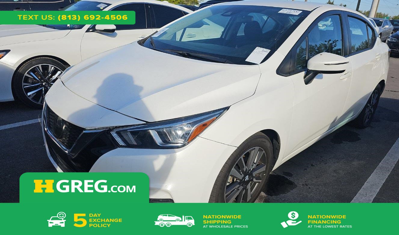 Used 2021 Nissan Versa SV image 1