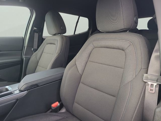 New 2026 Chevrolet Equinox EV LT w/ LPO, Blackout Package image 23