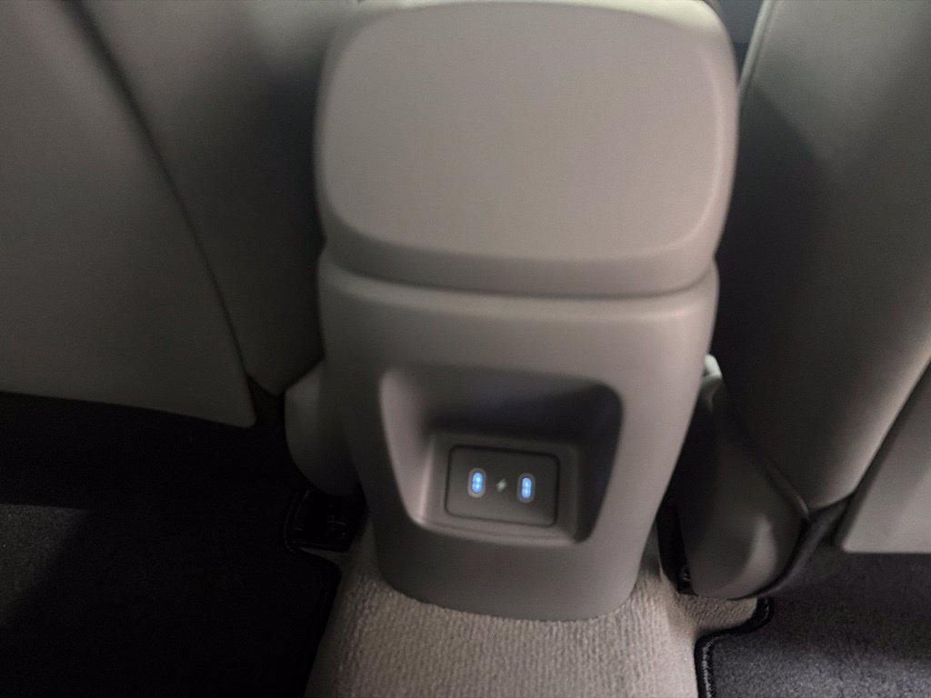 New 2026 Hyundai Elantra SE FWD image 14