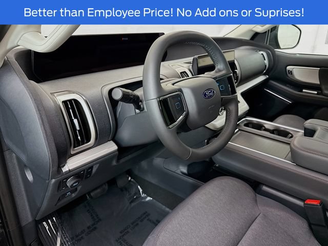 New 2025 Ford Expedition Active AWD/4WD image 9