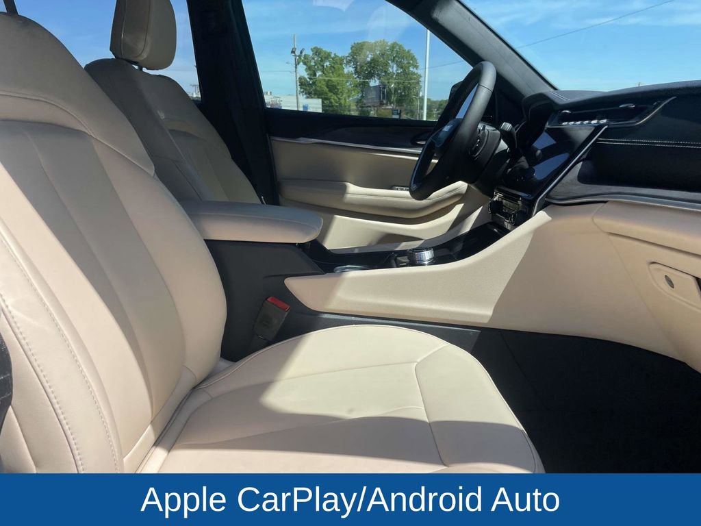 Certified 2025 Jeep Grand Cherokee Limited image 16