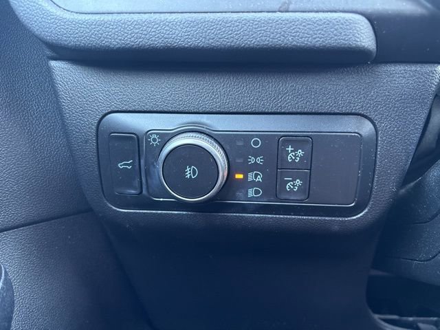 Used 2020 Ford Escape SEL image 17