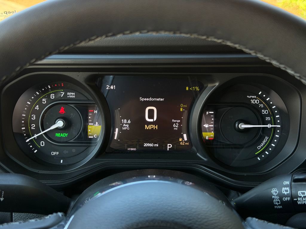 Used 2025 Jeep Wrangler Unlimited Sahara w/ Safety Group image 19