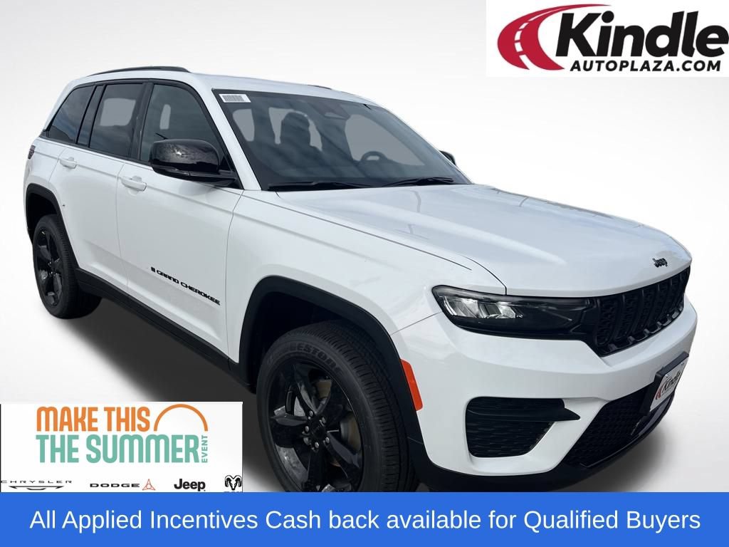 New 2025 Jeep Grand Cherokee Altitude AWD/4WD image 1