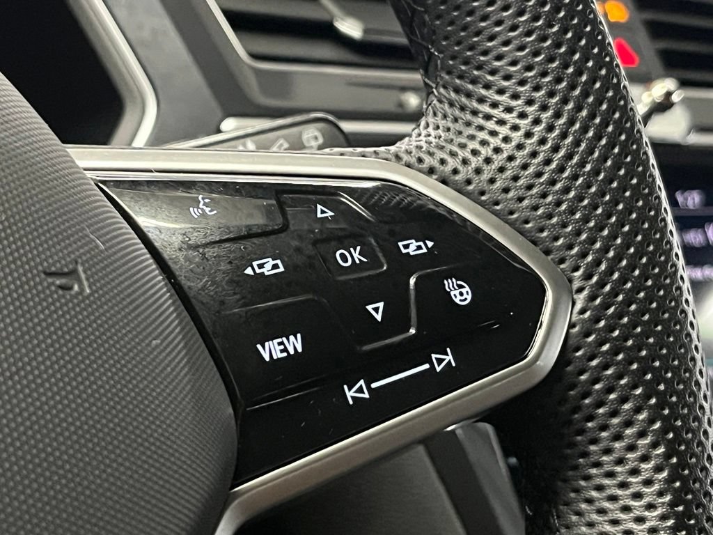 Used 2024 Volkswagen Tiguan SEL R-Line AWD/4WD image 27