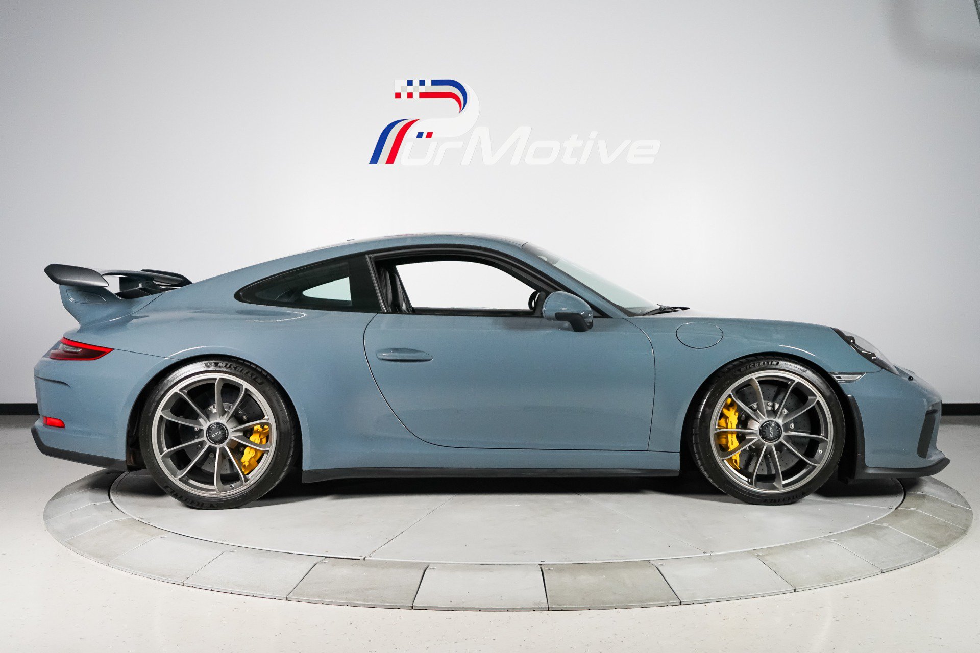 Used 2018 Porsche 911 GT3 RWD image 41