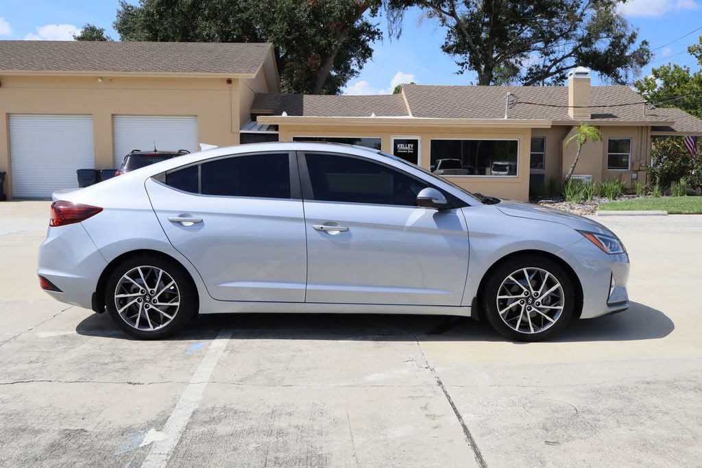 Used 2020 Hyundai Elantra Limited w/ Ultimate Package 03 FWD image 10