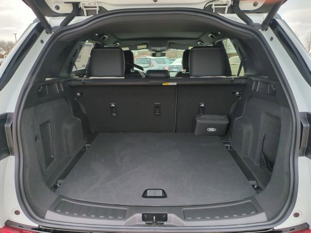 New 2026 Land Rover Discovery Sport Landmark image 16