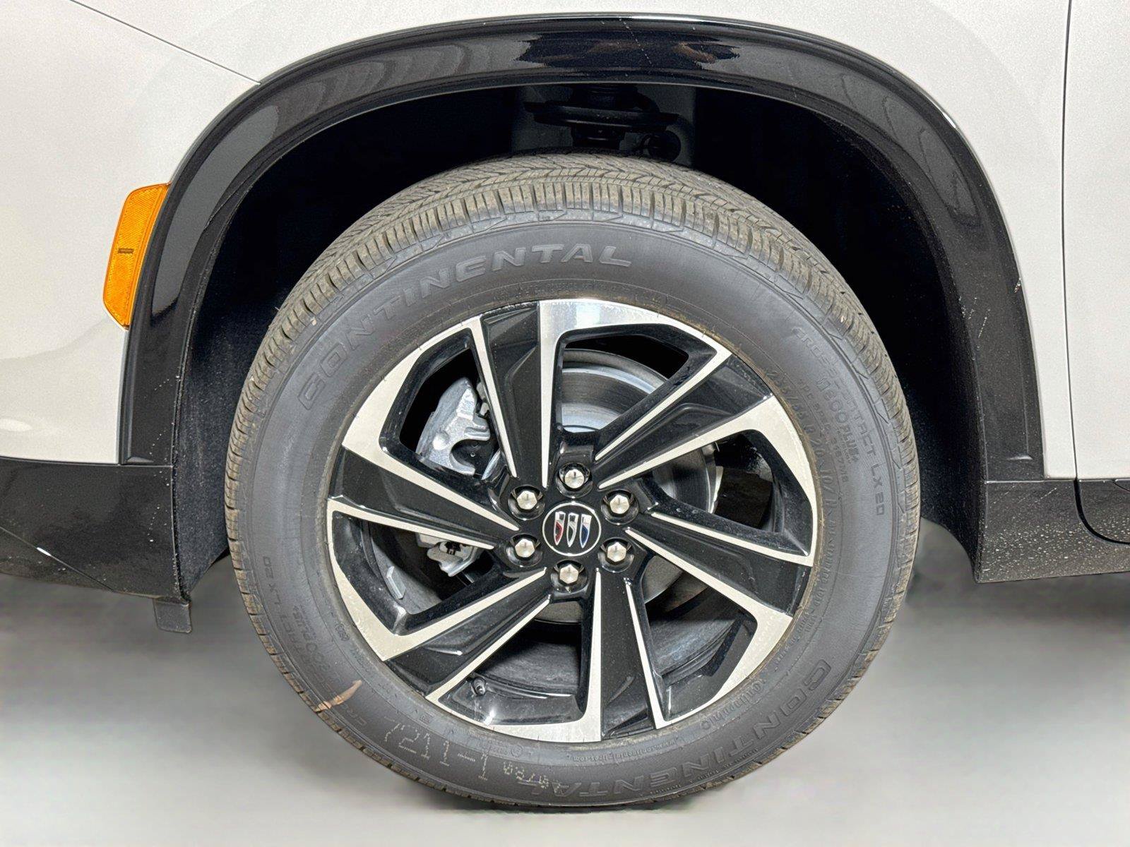 New 2027 Buick Enclave Sport Touring w/ Power Package FWD image 19