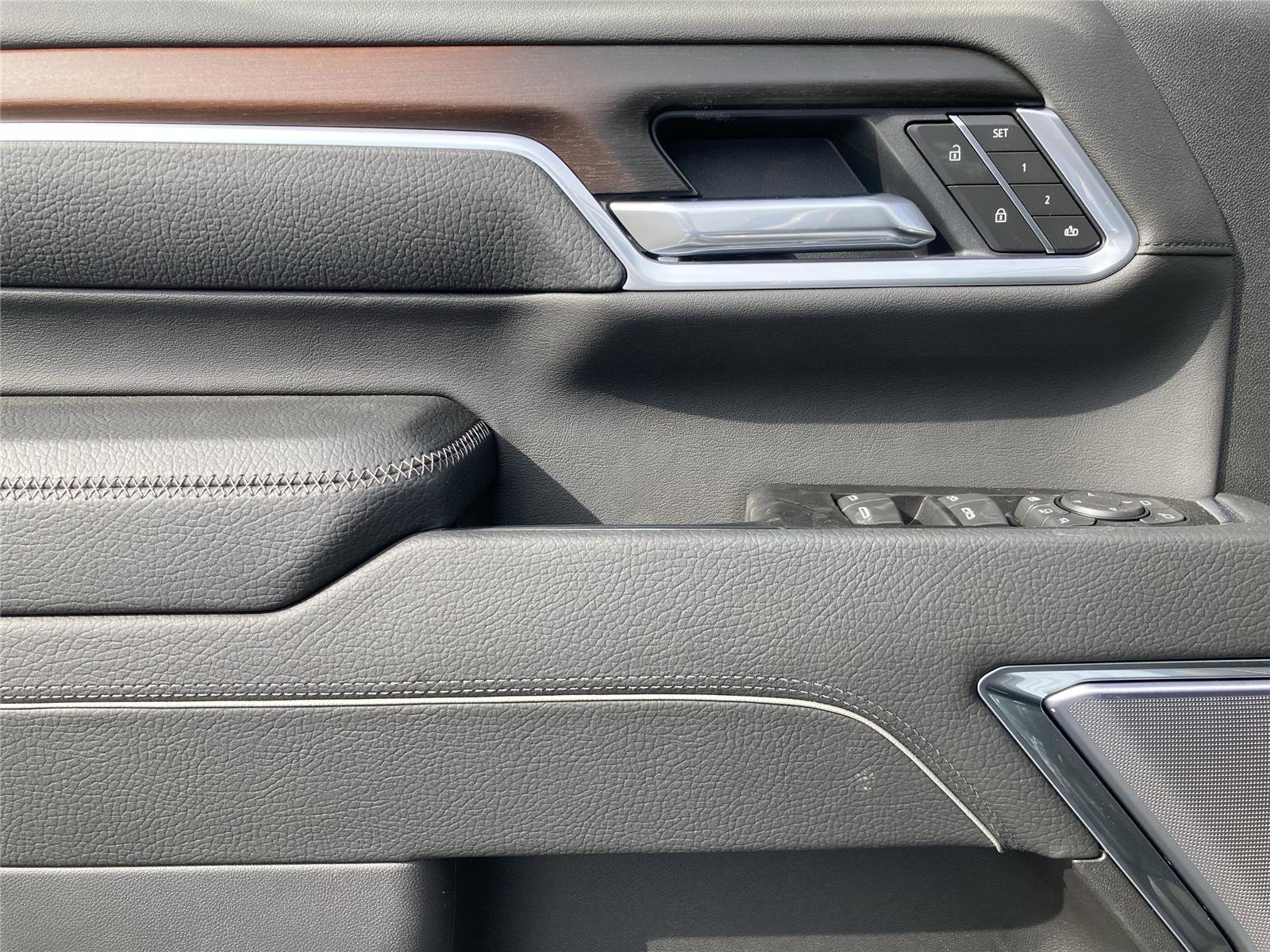 New 2026 GMC Sierra 2500 Denali w/ Denali Reserve Package image 21