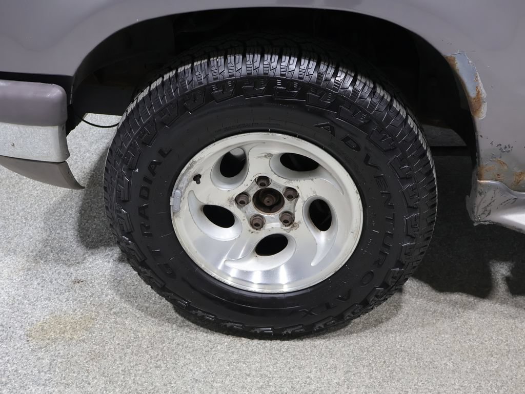 Used 1997 Ford Explorer Limited AWD/4WD image 8