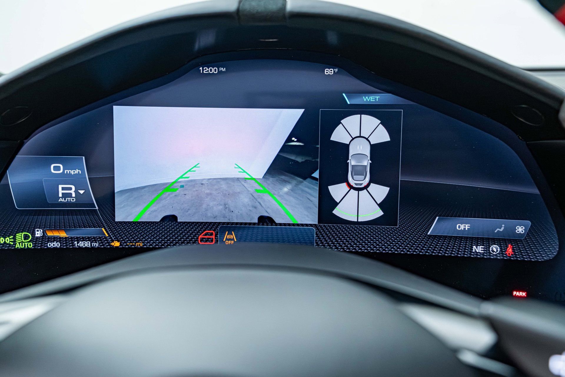 Certified 2025 Ferrari Roma Spider RWD image 81