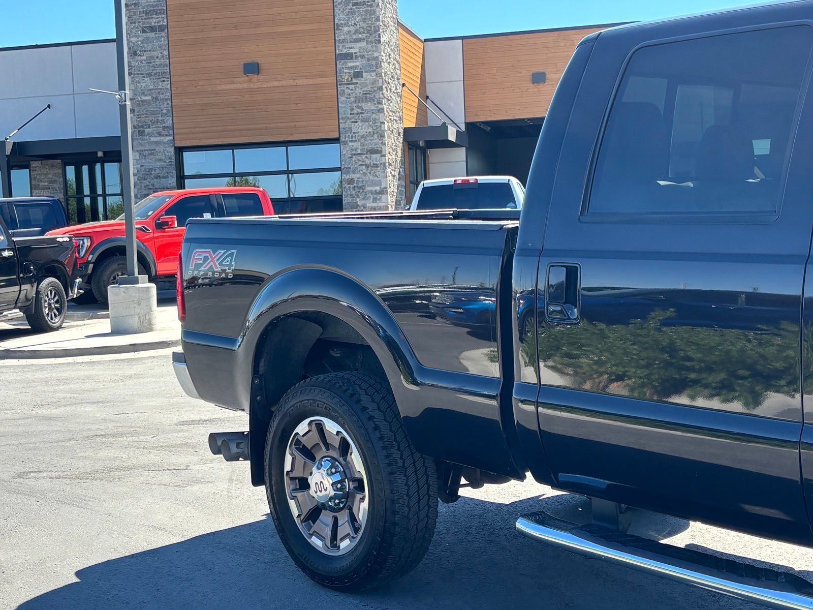 Used 2014 Ford F350 Lariat w/ FX4 Off-Road Package AWD/4WD image 3