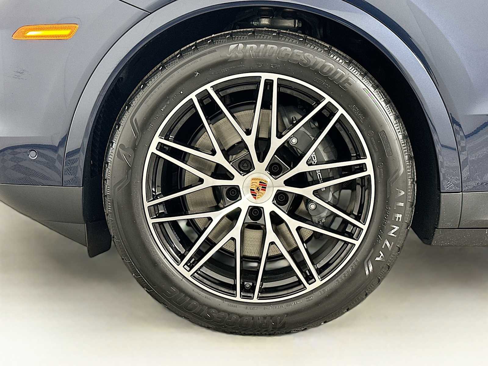 New 2026 Porsche Cayenne image 31