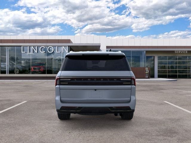 New 2026 Lincoln Navigator Reserve AWD/4WD image 5