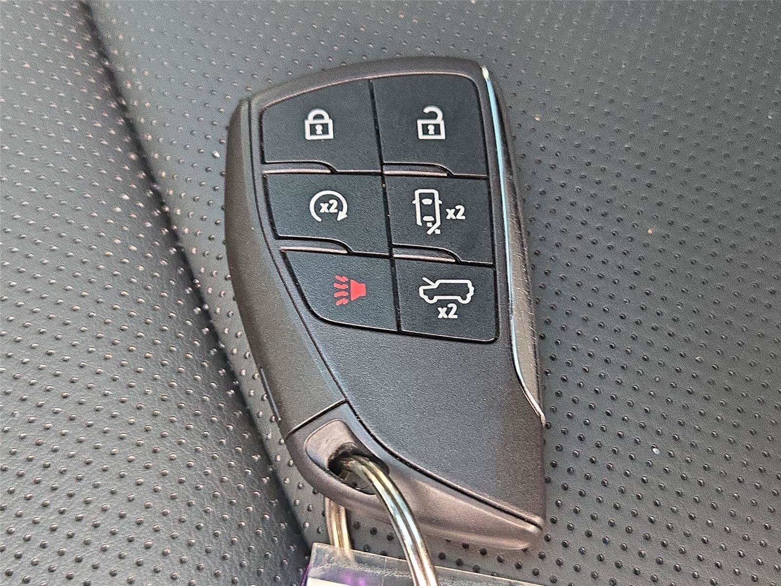 Used 2024 GMC Hummer EV 3X w/ LPO, Illumination Package AWD/4WD image 32