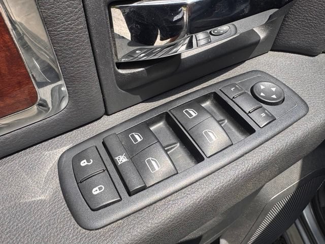Used 2011 RAM 3500 Laramie w/ Cold Weather Group RWD image 27